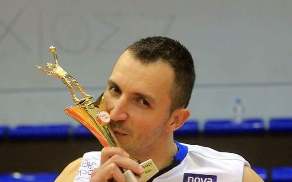 Фойникас и Боян Йорданов биха Ираклис в шампионата на Гърция по волейбол