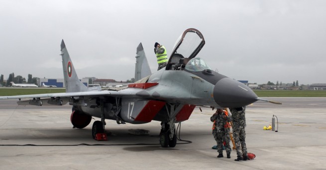 Българското правителство реши да сключи с Руската самолетостроителна корпорация РСК