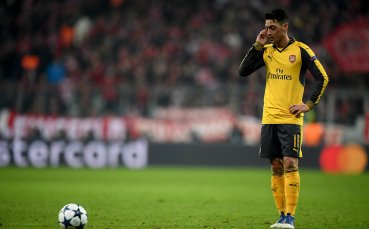 Агентът на Йозил възмутен от несправедливото отношение