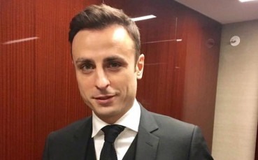 Бербатов и Фиго дават съвместна пресконференция