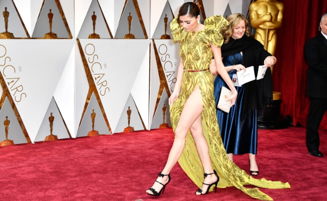 Заради избора си на рокля, актрисата Бланка Бланко попадна в класациите на чуждестранни медии за най-неудобните моменти на "Оскар"-ите. Вижте още снимки на актрисата в галерията ни