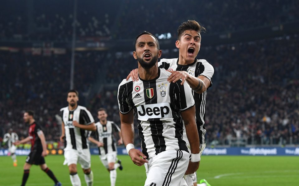 Спорна дузпа в последната минута дари Ювентус с победа срещу Милан