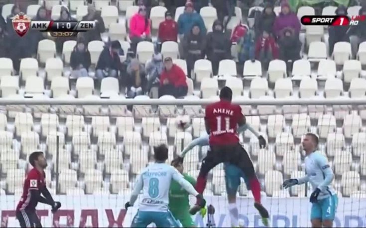 Амкар и Занев спряха Зенит