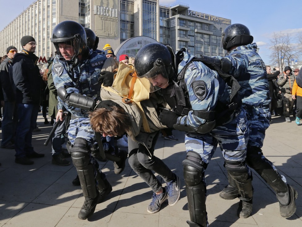 Резултат с изображение за протестиращи в Москва