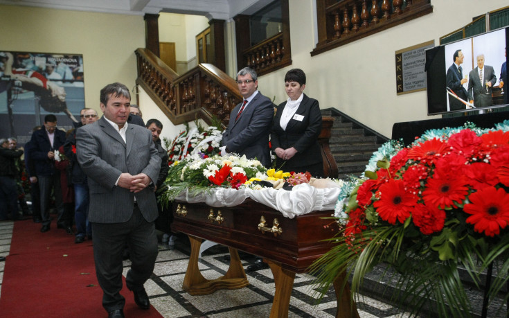 България изпрати големия Иван Абаджиев в последния му път