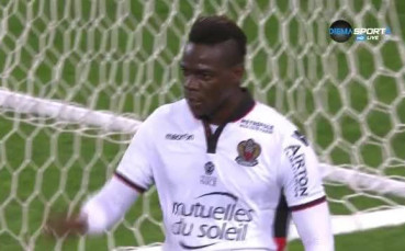 Ница не се отказва от борбата за титлата, Балотели помогна доста