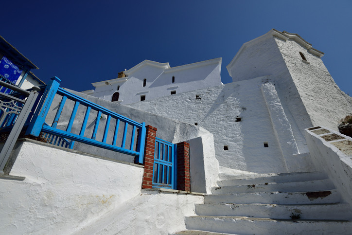 Приказният остров Скопеос - снимка 11