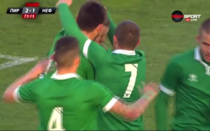 Как Пирин бие наред у дома