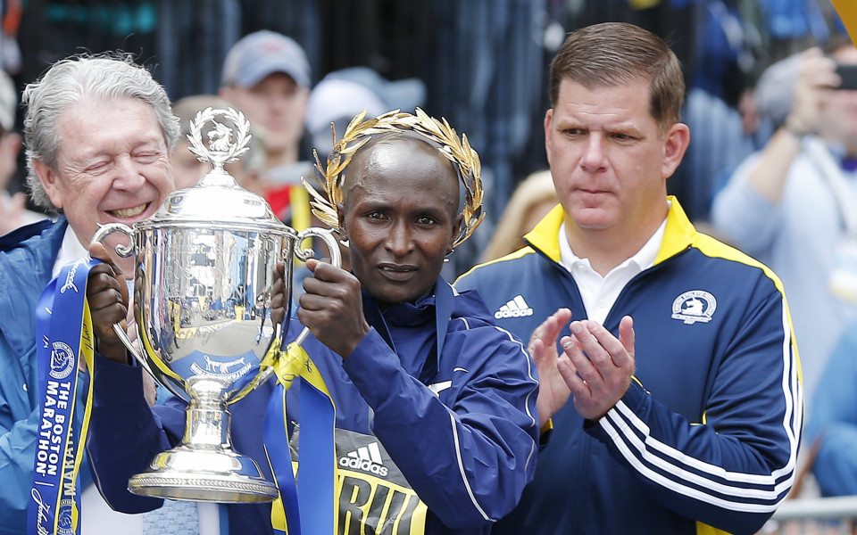 Кенийци доминираха в Бостънския маратон