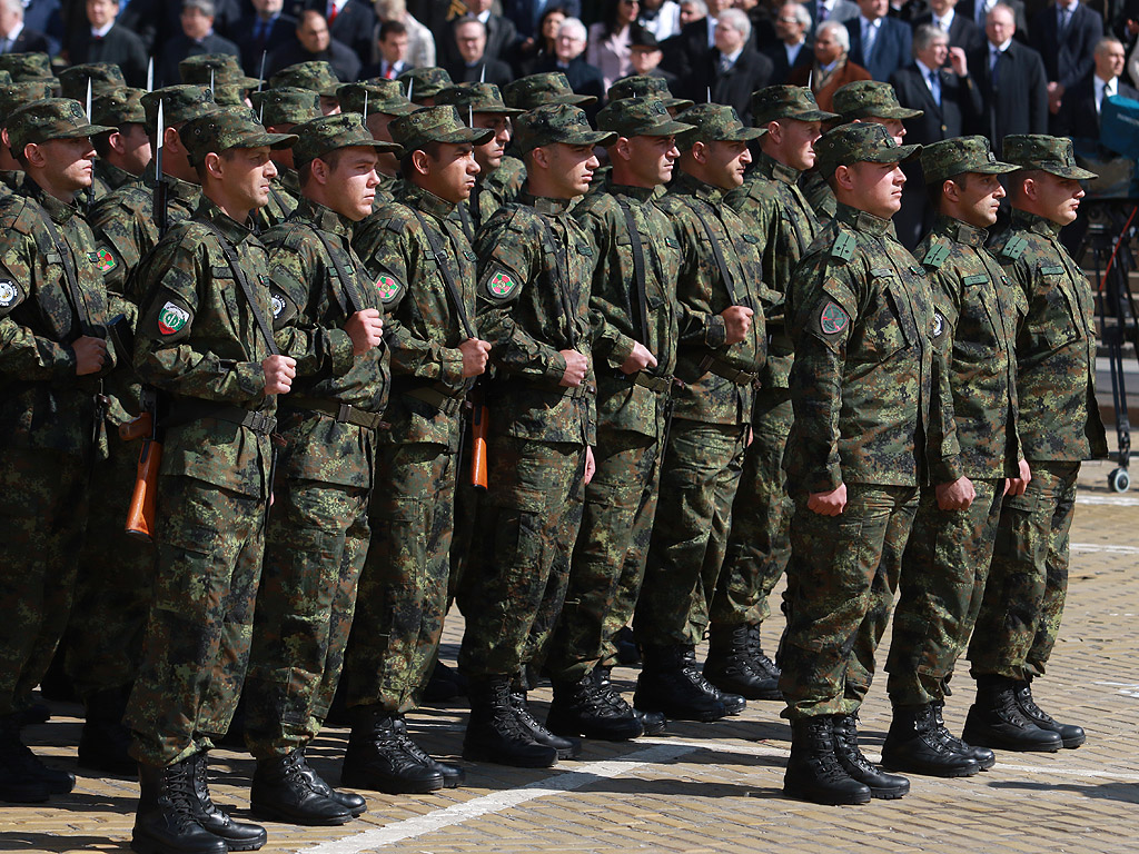 Военния парад в столицата по повод 6 май – Ден на храбростта и празник на българската армия.