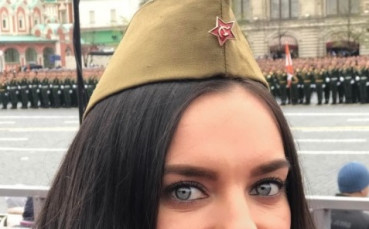 Елена Исинбаева отбеляза Деня на Победата