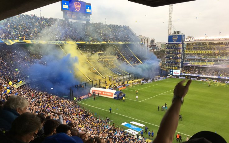 Ривър плесна Бока на Ла Бомбонера