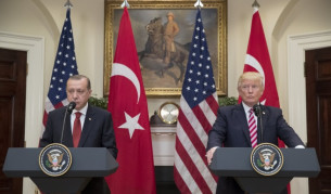 Среща между турският президент Реджеп Ердоган и американският му колега Доналд Тръмп (архив)