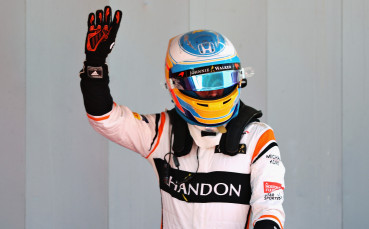 Алонсо: Другите във Ф1 ми завиждат заради Инди 500