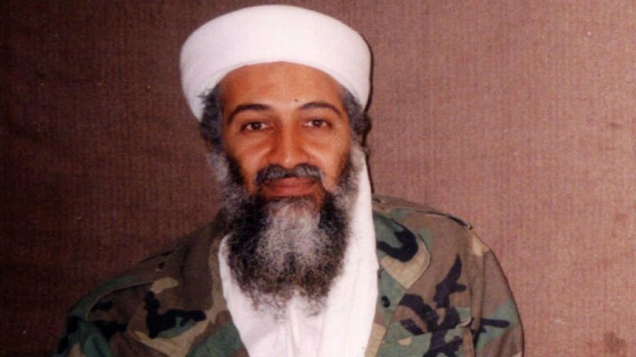 Осама бин Ладен през 2001 г.