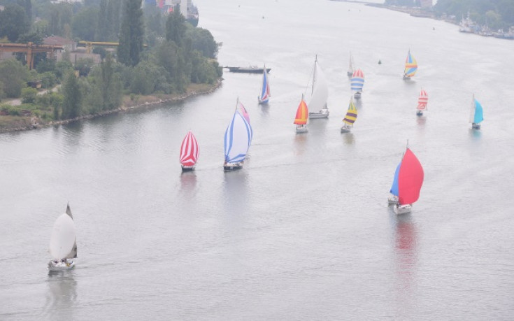 Зрелищна гонка на регатата Варна Ченъл Къп