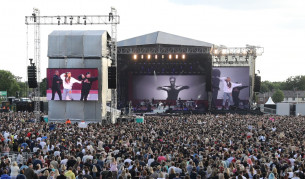 След терора на Острова: 50 000 на концерта на Ариана Гранде