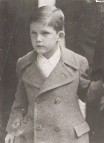 Снимки на Симеон от периода 1943 – 1946 г.