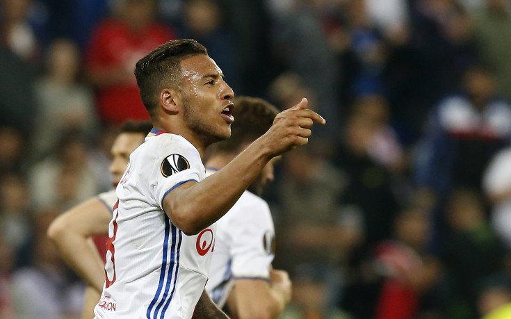 Байерн се споразумя с френски национал