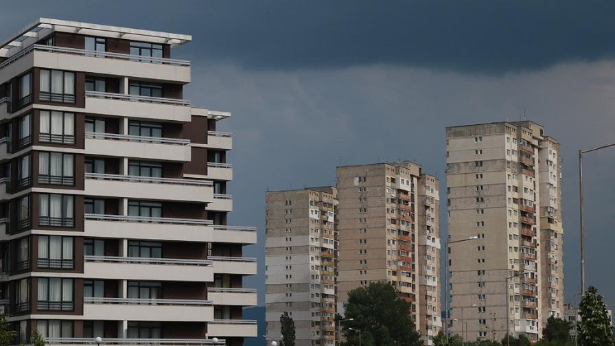 Предложение: Махат климатиците от фасадите заради нова наредба в София