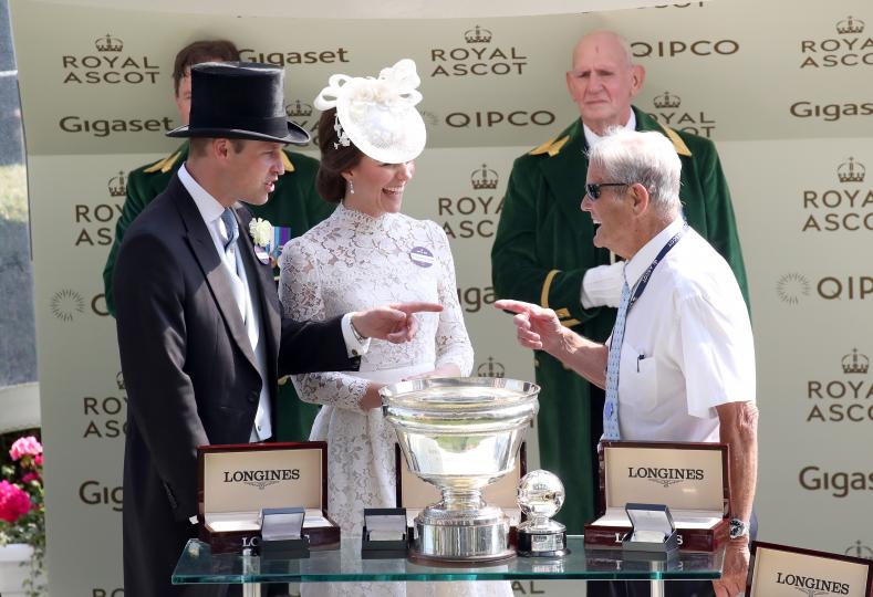 Очарователният юнски тоалет на Кейт Мидълтън - снимка 31