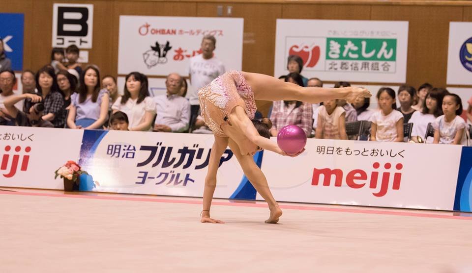 Българските гимнастички в Япония1