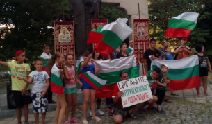 Адвокат: Не протестирайте в гетата, а пред парламента