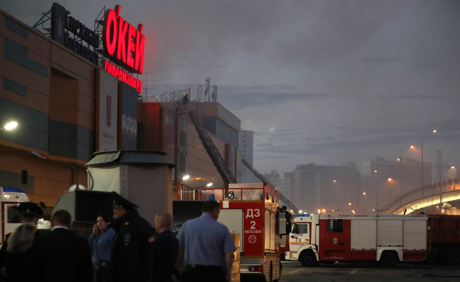 Десетки са пострадали при пожара в московски мол