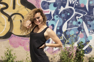  Вера Молова 