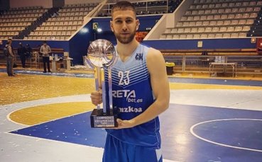 Алекс Симеонов със силно представяне в Исландия