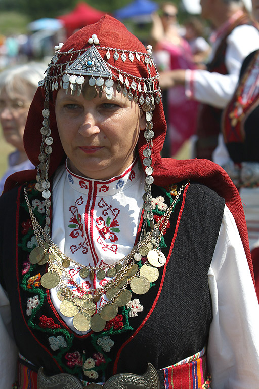 Национален фолклорен събор "Болярска среща" ("Лудогорие"), има за цел съхраняване и популяризиране на традициите и културните ценности на различни етнически и етнографски групи, осигуряване на възможности за трансмисия към следващите поколения и популяризиране на България като страна на дълголетна история и богати културни традиции Фестивала се провежда от 21 до 23 юли до село Арбанаси, Велико Търново.