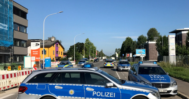 Полицията блокира улиците водещи към нощния клуб Грей в Констанц