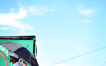 Хамилтън се надява малките точки да не решат титлата