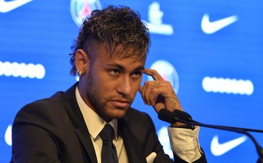 Барселона отрече, че Неймар е предупредил за своето напускане