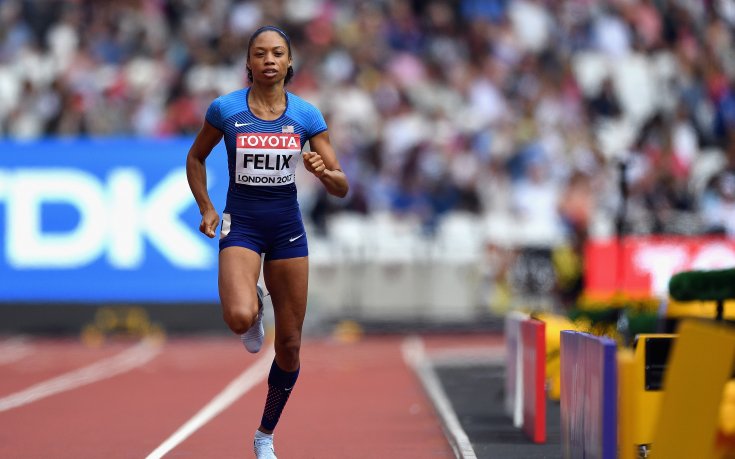 Алисън Филикс: Стоя до моята дъщеря и гледам нейната битка