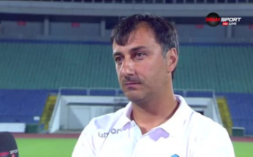 Дуо поема Септември след оставката на Николай Митов