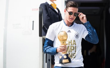 Арсенал се пробва в последните часове за играч на ПСЖ