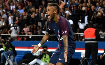 Неймар нападна шефовете на Барселона