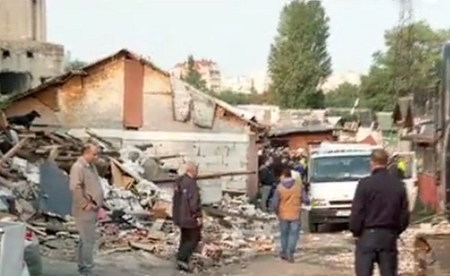 Събарят незаконни къщи в гетото в „Захарна фабрика“