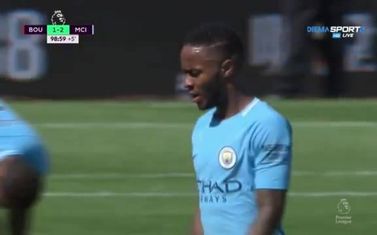 Предизвикателното поведение на Стърлинг след победното попадение му донесе червен картон