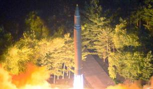 Изстрелването на севернокорейската балистичната ракета, която прелетя над Япония