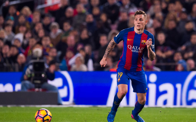 Футболистът на Барселона Лука Дин попада в трансферните планове на