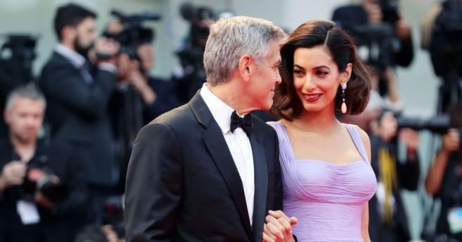 Джордж и Амал Клуни бяха забелязани вчера на първото си