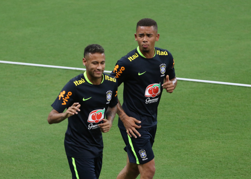 Бразилия тренира в Манаус1