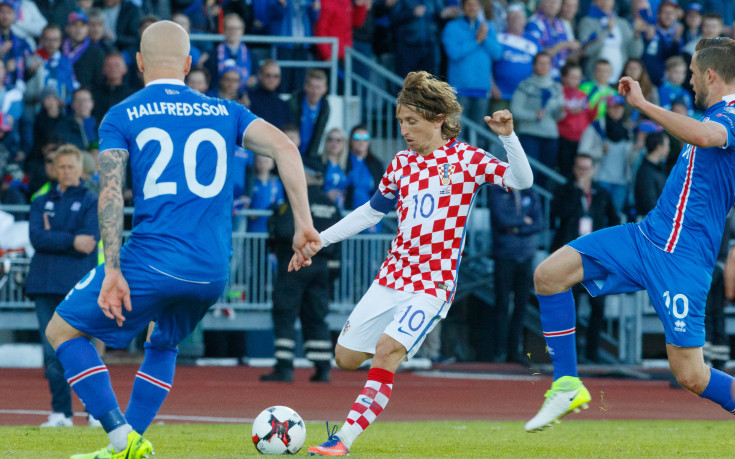 Модрич: ФИФА ни третира като в казармата