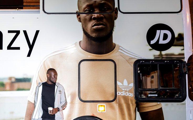 Двойникът на Лукаку пусна своя спортна линия