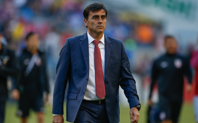 Футболната федерация на Еквадор уволни треньора на националния отбор Густаво