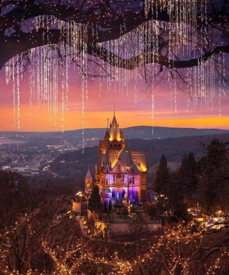 Как огненият ретрограден Марс ще повлияе на всяка зодия това лято - снимка 5