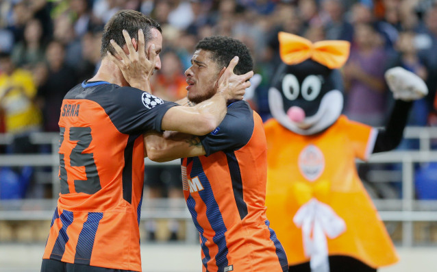 Капитанът на Шахтьор Донецк Дарио Сърна е дал положителна допинг