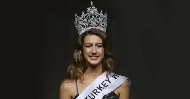 Организаторите на конкурса отнеха короната на Мис Турция 2017 след